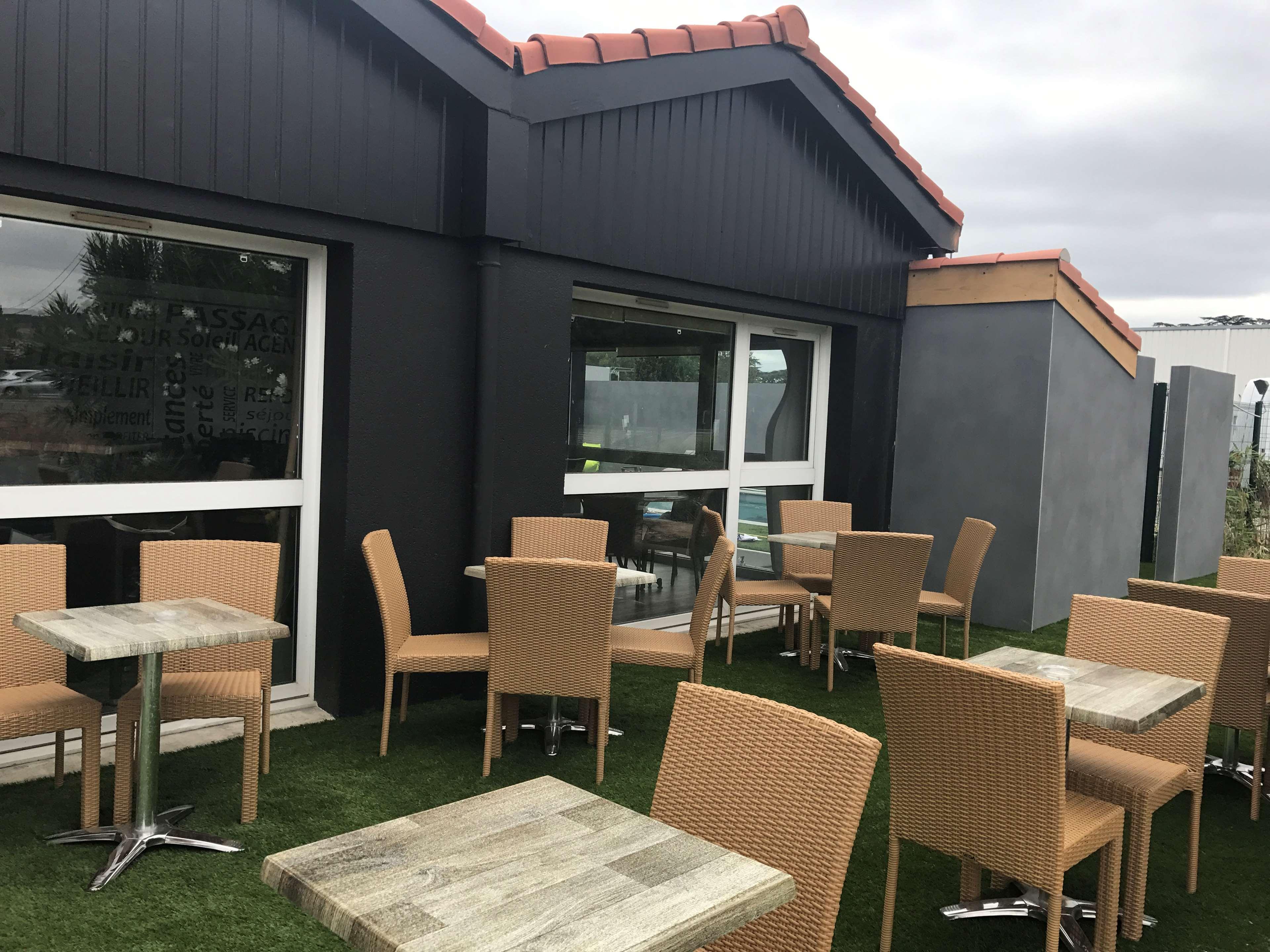 Kyriad Direct Agen Castelculier Екстериор снимка
