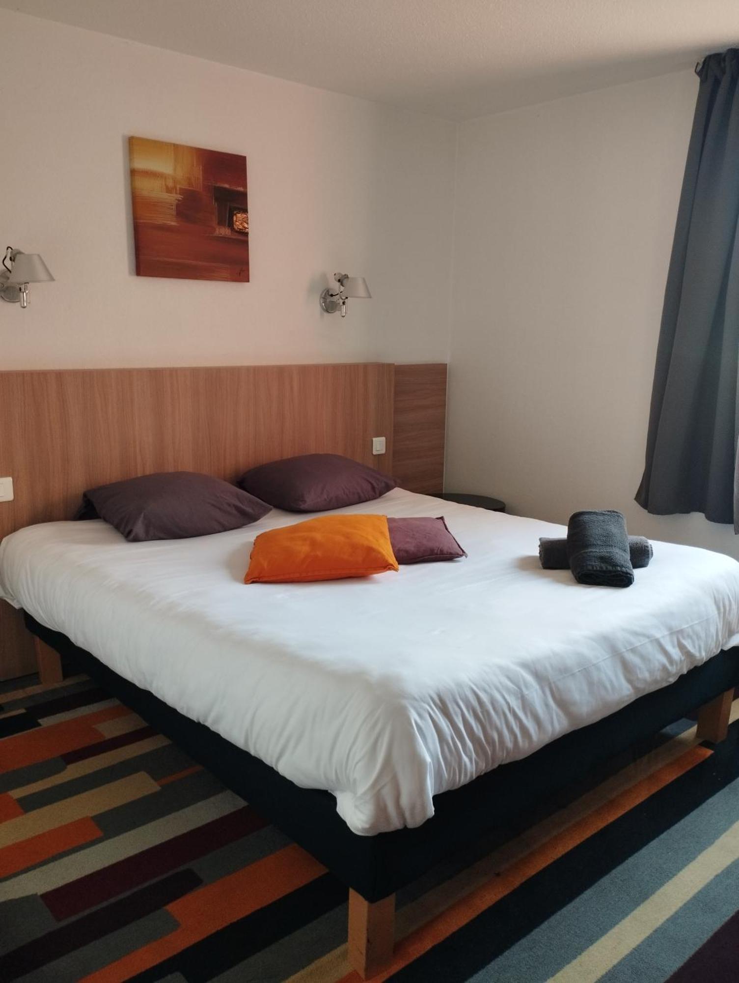 Kyriad Direct Agen Castelculier Екстериор снимка