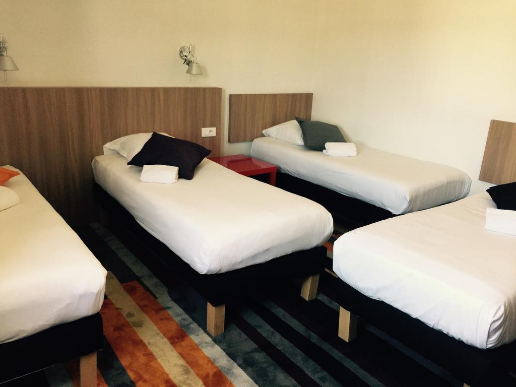 Kyriad Direct Agen Castelculier Екстериор снимка